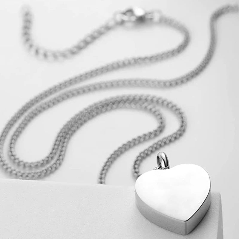 Stainless Steel Funeral Cremation Heart Pendant Necklace Keepsake Urn Perfume Necklace for Ashes Memorial Jewelry Gifts for Dad