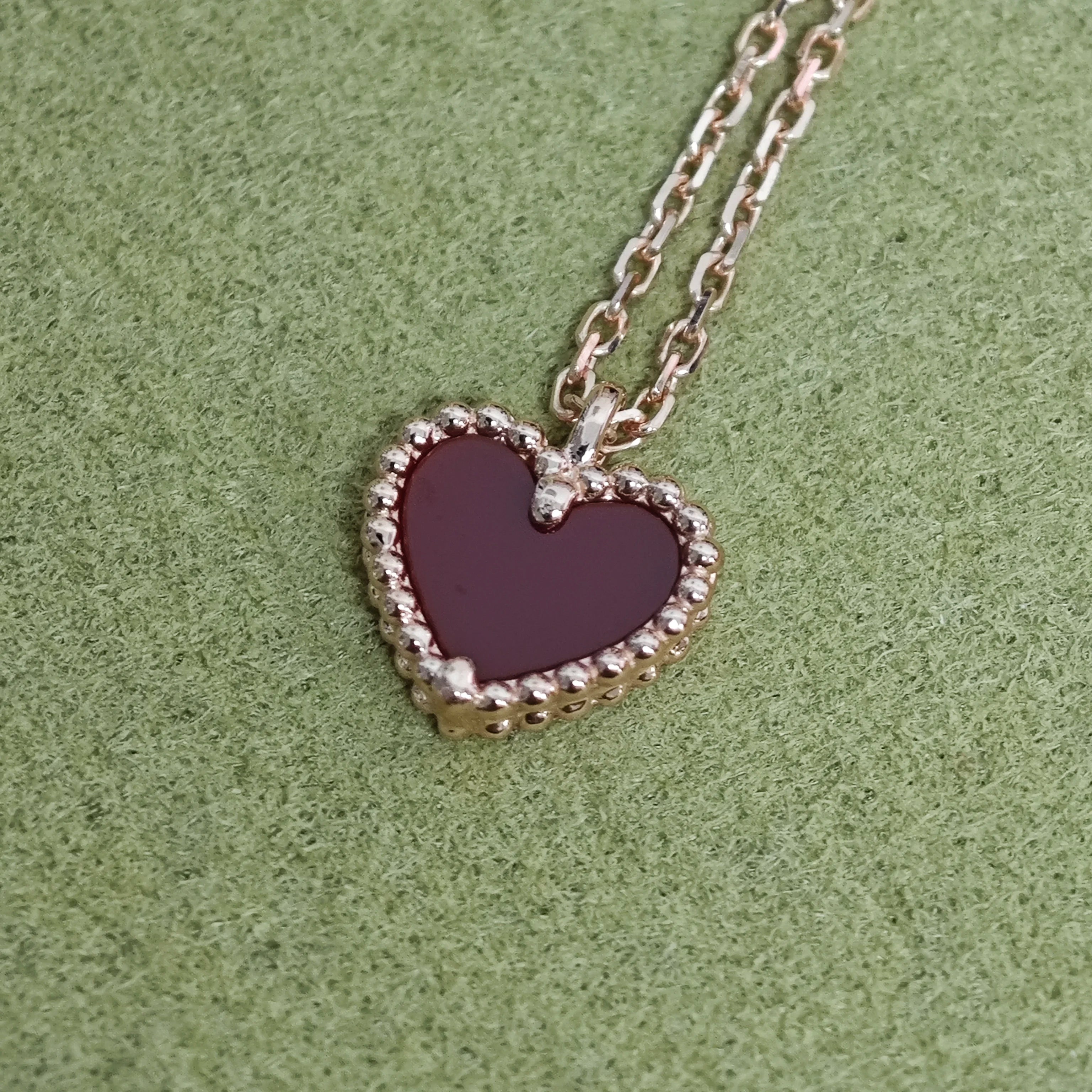 18K Gold Herz Karneol Perlmutt