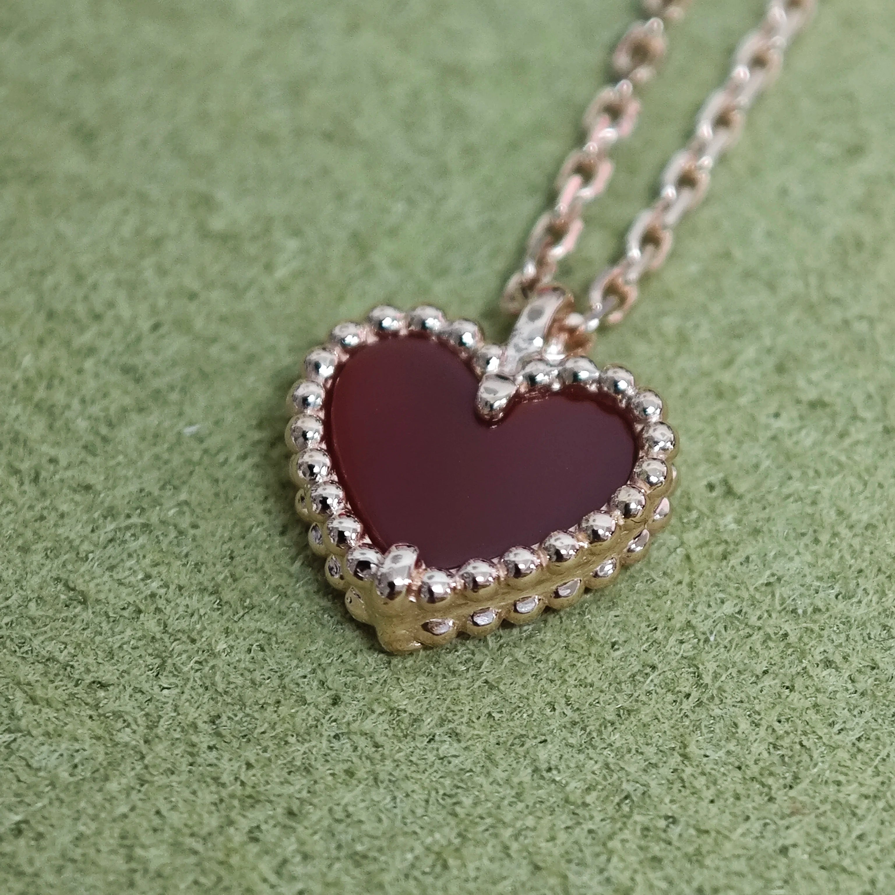 18K Gold Herz Karneol Perlmutt