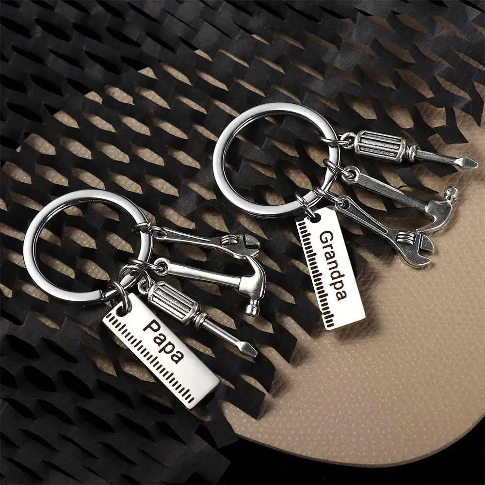 Papa Buchstaben Papa Buchstaben Schlüsselanhänger Hammer Schraubendreher Papa Buchstaben Schlüsselanhänger Papa Schraubenschlüssel Vatertag Anhänger Handtasche Dekor