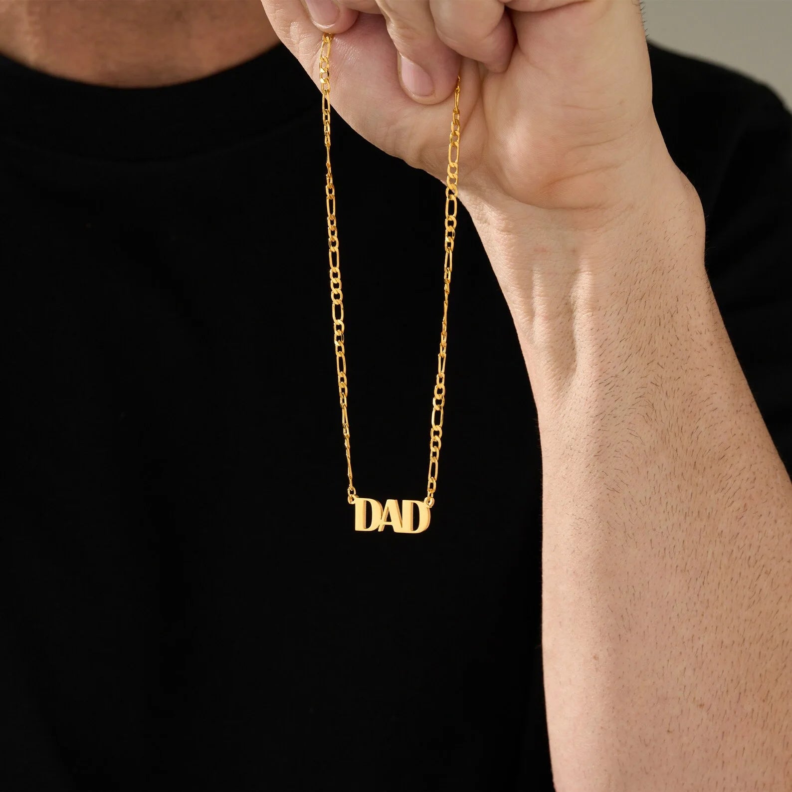 DAD-Halskette für Männer und Jungen, vergoldetes Edelstahl-Kettengliederhalsband, stilvolles Vatertags-Schmuckgeschenk